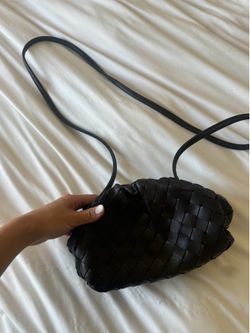 Black woven bag