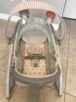 Ingenuity Baby Swing-Cuna Mecedora