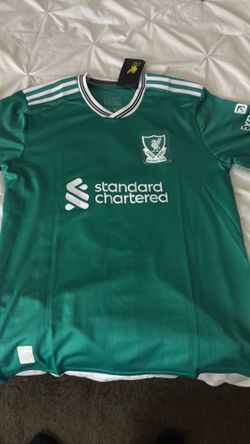 Liverpool jersey XL