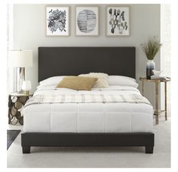 King contemporary platform faux leather bed