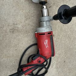 Milwaukee 3/8 Corded Drill 