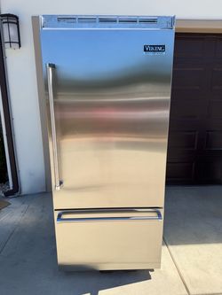 Viking Refrigerator