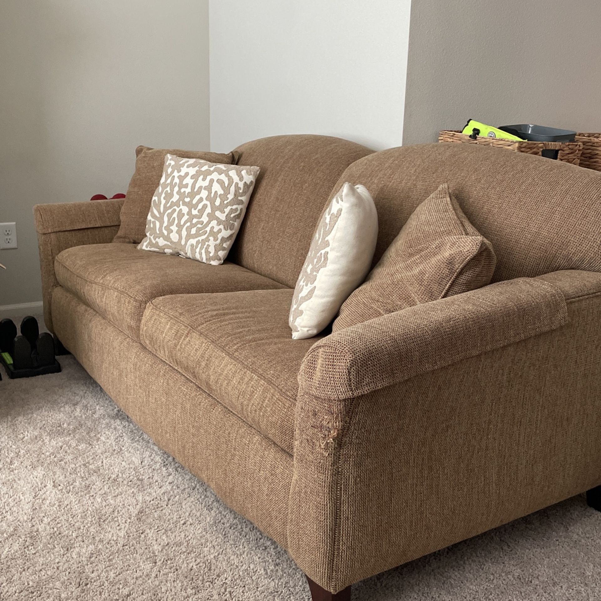Pullout Couch for Sale in Woodburn, OR OfferUp