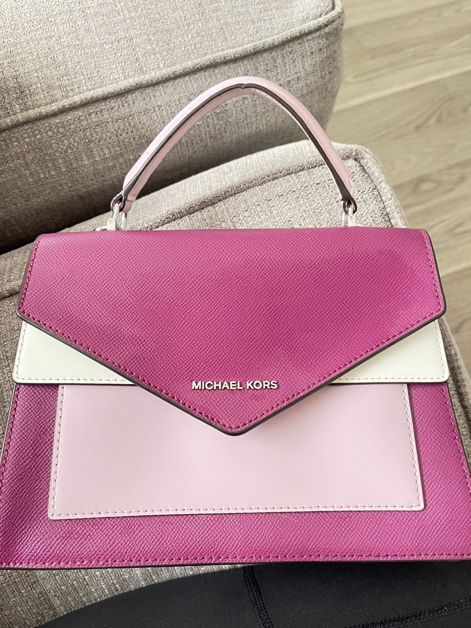 BRAND NEW Michael Kors Purse