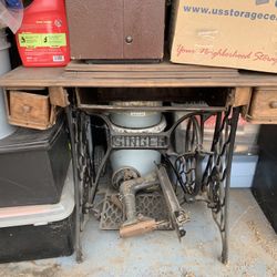 Singer Sewing Machine And Table