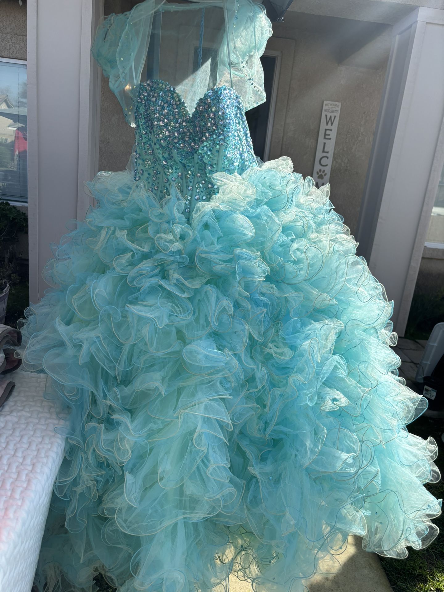 15 Ańera Dress