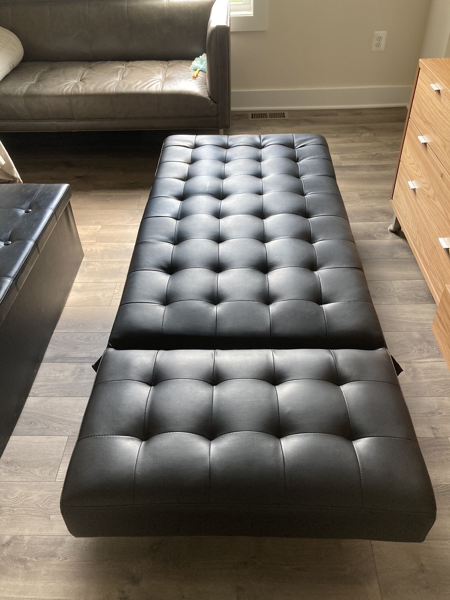 Leather sofa sleeper
