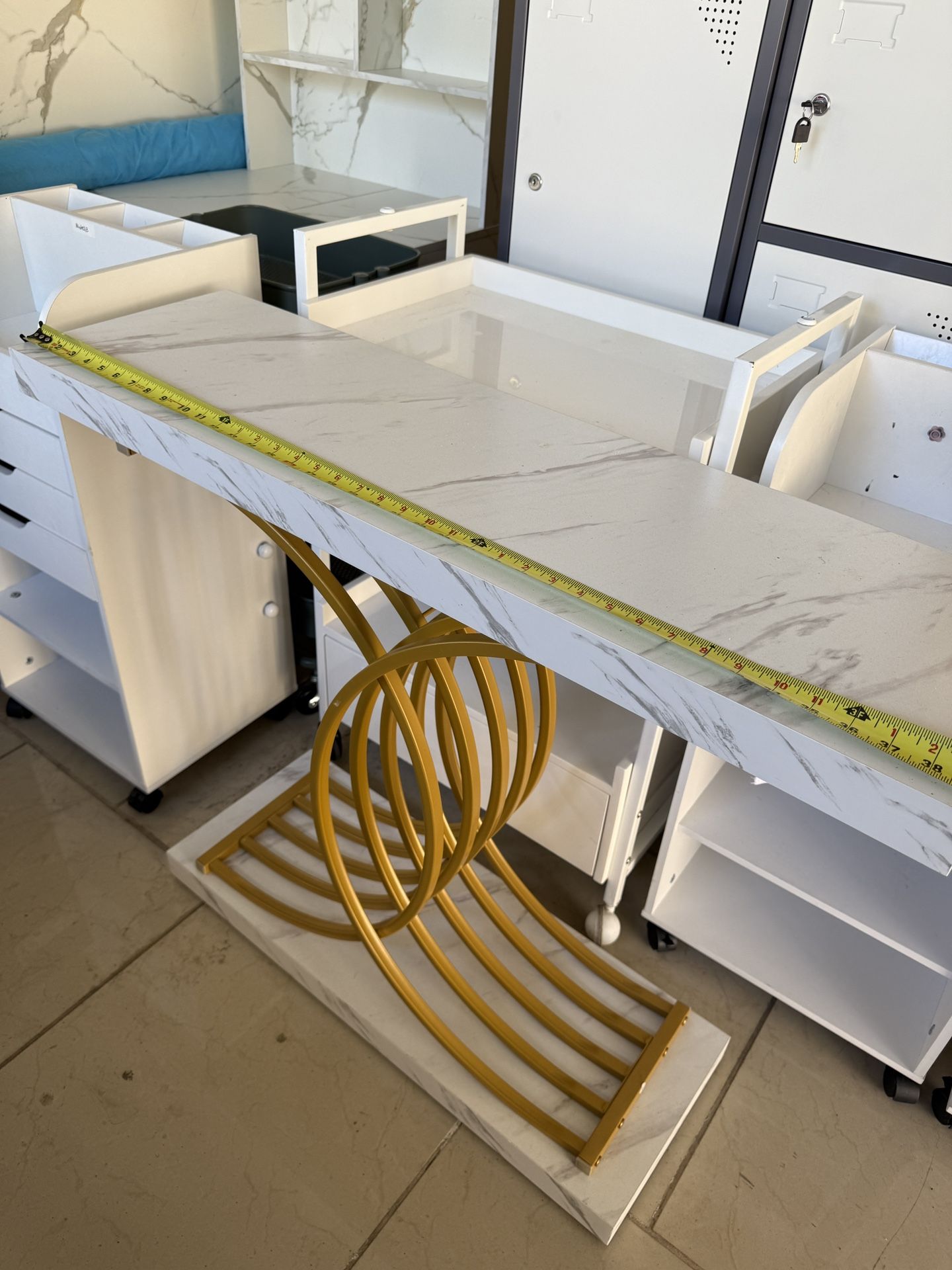 Stylish Display Or End Table, New Conditon