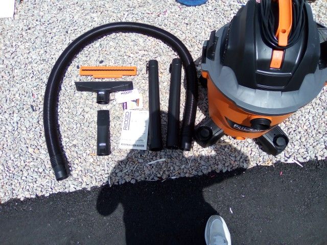 Rigid HDT 1200 Wet/Dry Vacuum