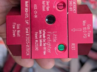 Emergency gas shut off valve for an Earthquake