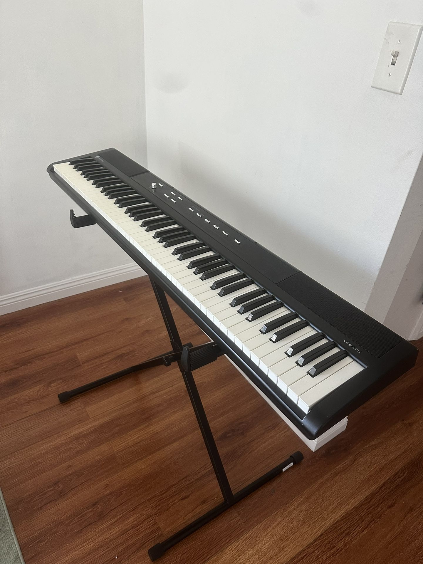 Legato Williams Keyboard For Sale!