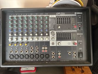 Yamaha EMX312SC Powered Mixer