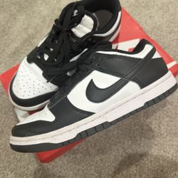 Nike Dunk Low 