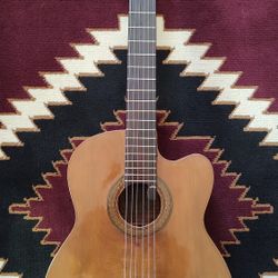 Vintage Guitar By Candelas 