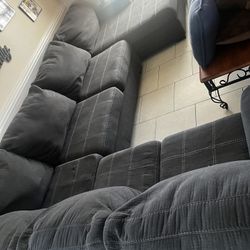 Couches/sectional 