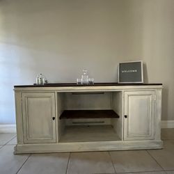 Farmhouse TV Stand/Entry Way Table