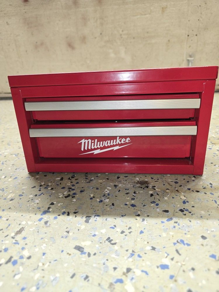 Milwaukee Tools Mini Tool Box