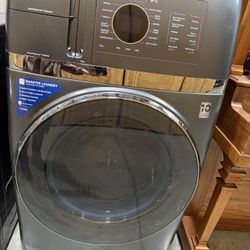 GE Profile 4.8 Washer/Dryer Combo