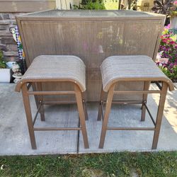 Outdoor Bar And 2 Stools For Sale In Manteca 