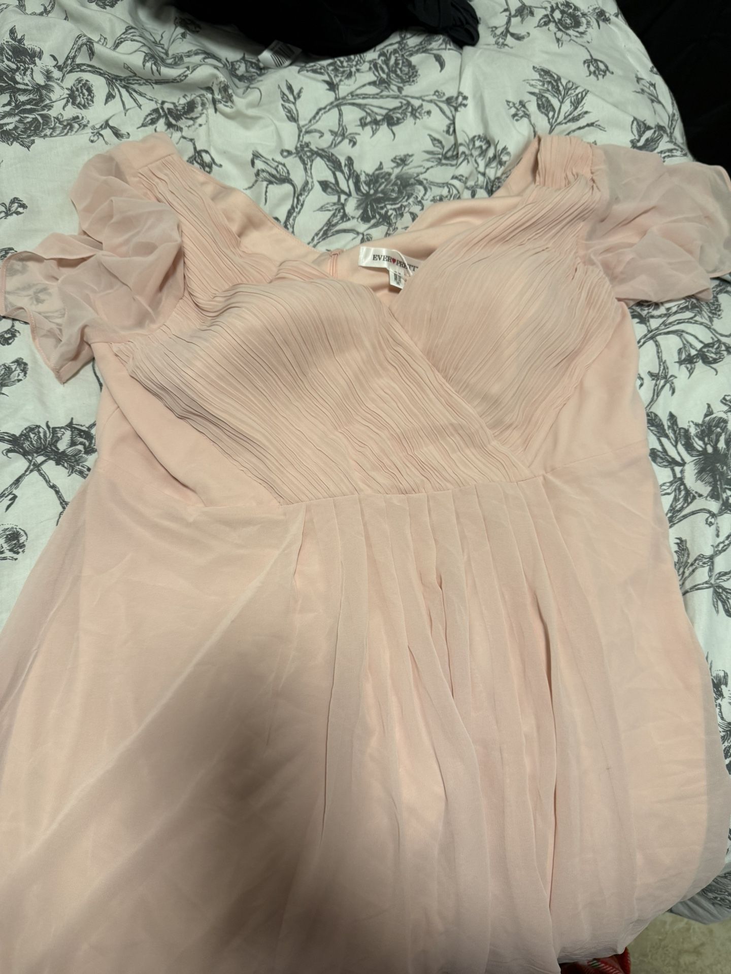 (New) Light Pink v-neck Dress
