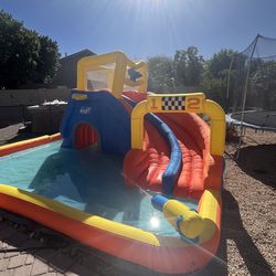 H2O Go water slide. Pickup Happy Valley/67th Ave