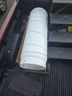 100 pound propane tank full