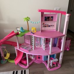 Barbie Dreamhouse