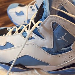 Air Jordan 8 UNC (White/University Blue/Black) – Clean – Size 11.5