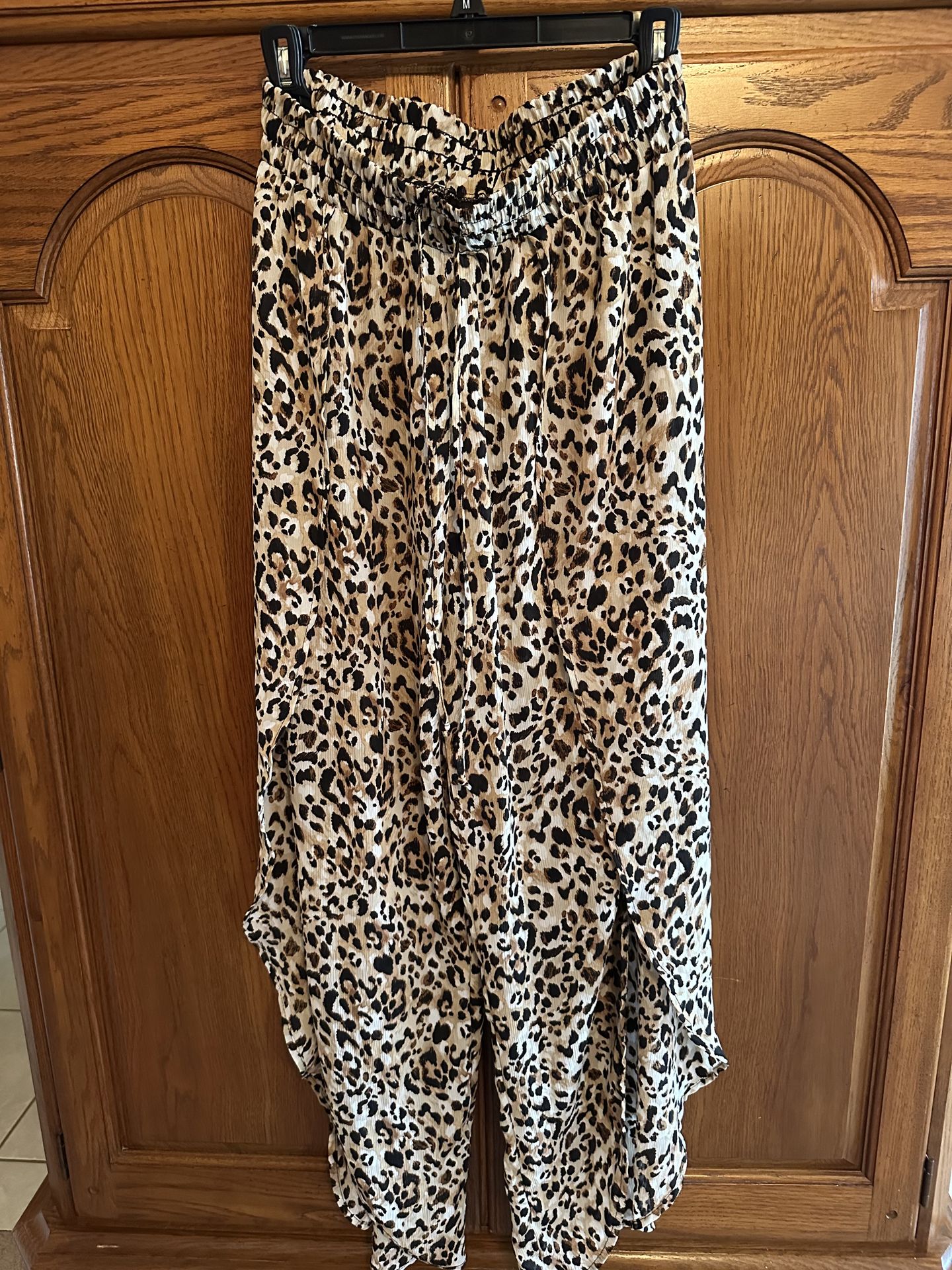 Leopard print swimsuit cover. Medium Yorktown And Staples Area