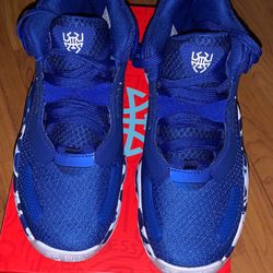 Adidas D.O.N Issue #3 (Size 7.5)