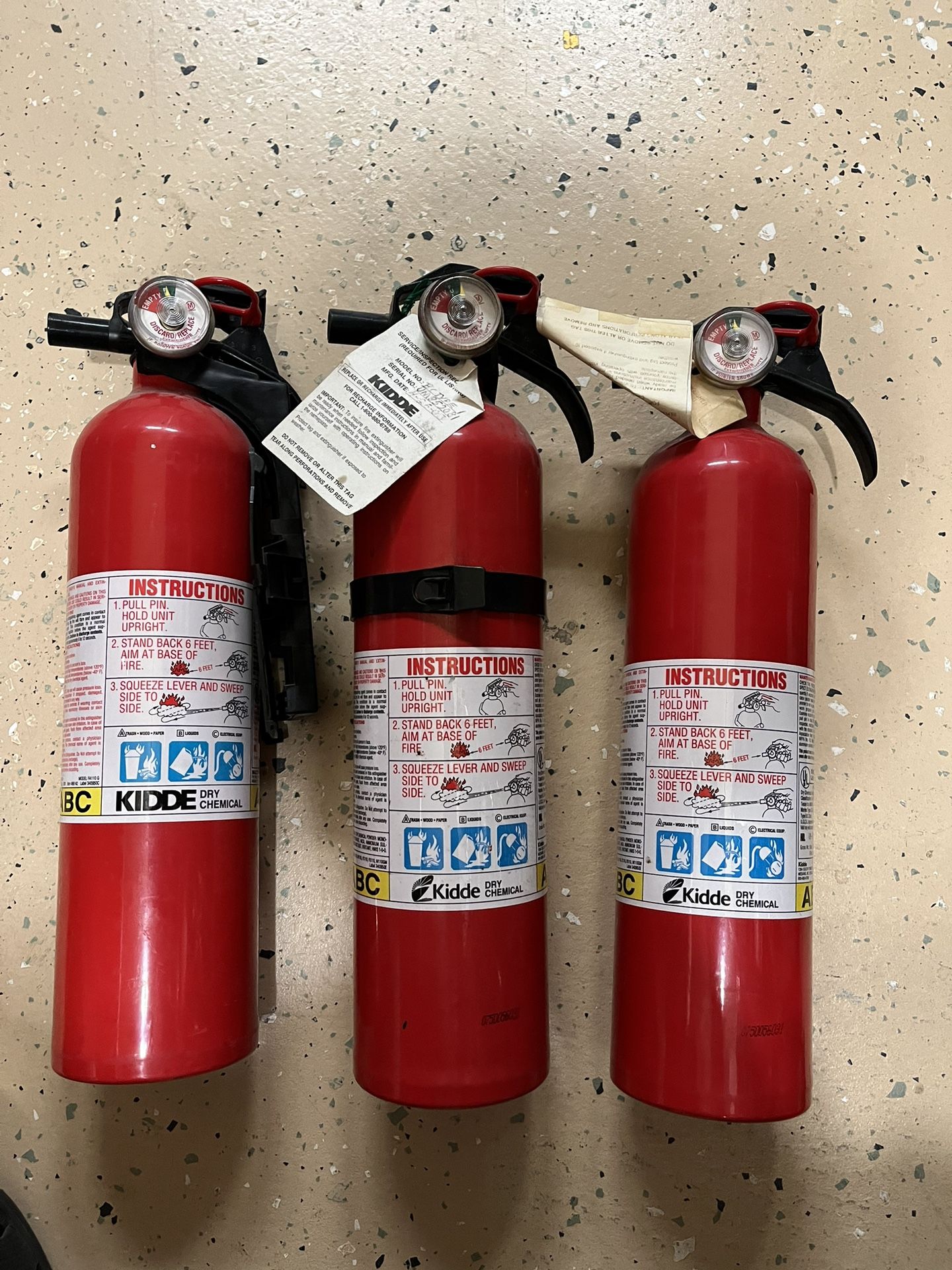 3 Of Kidde Fire Extinguisher 3lb Expired