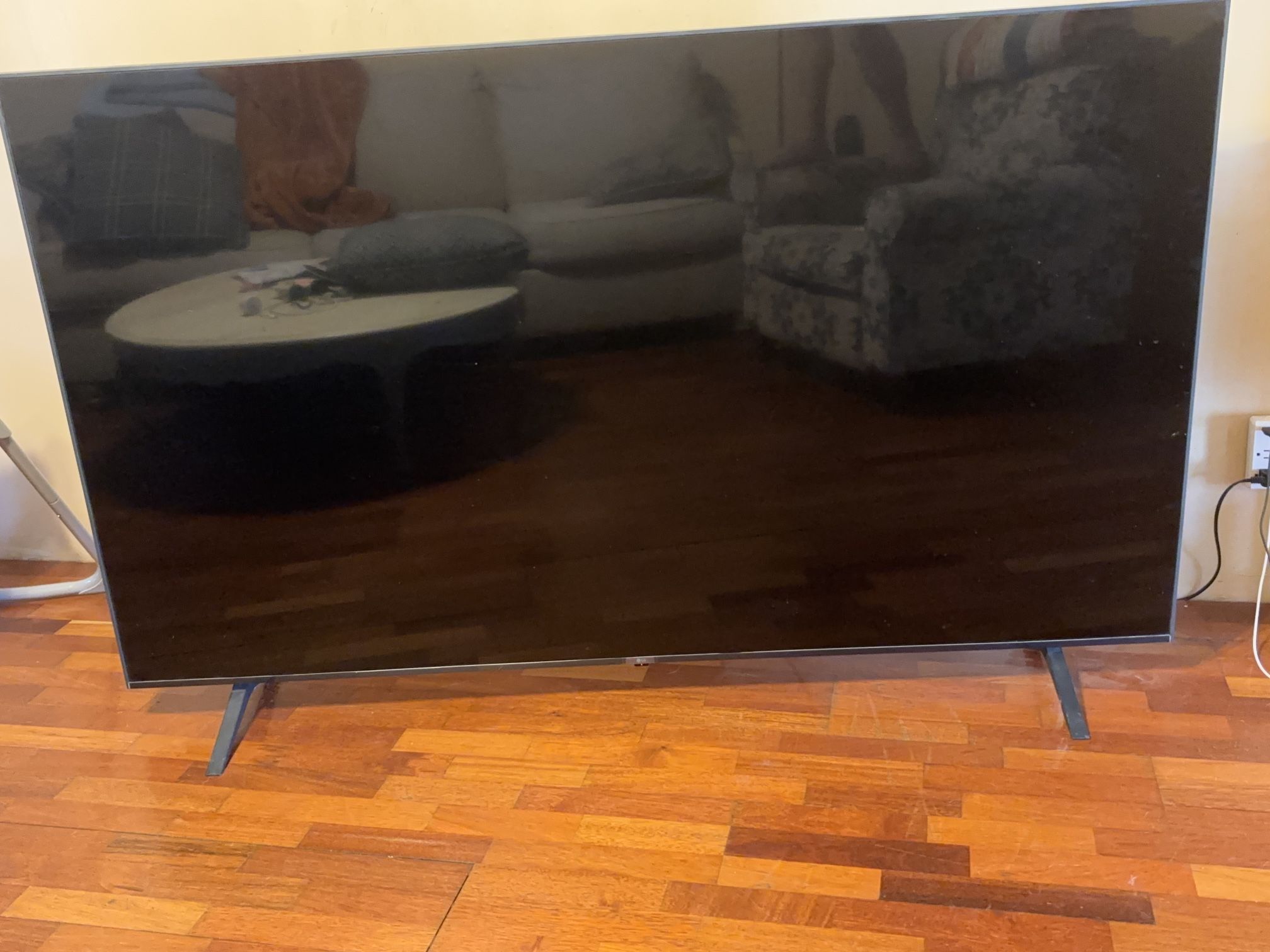 LG 75” UT75 Series LED 4K