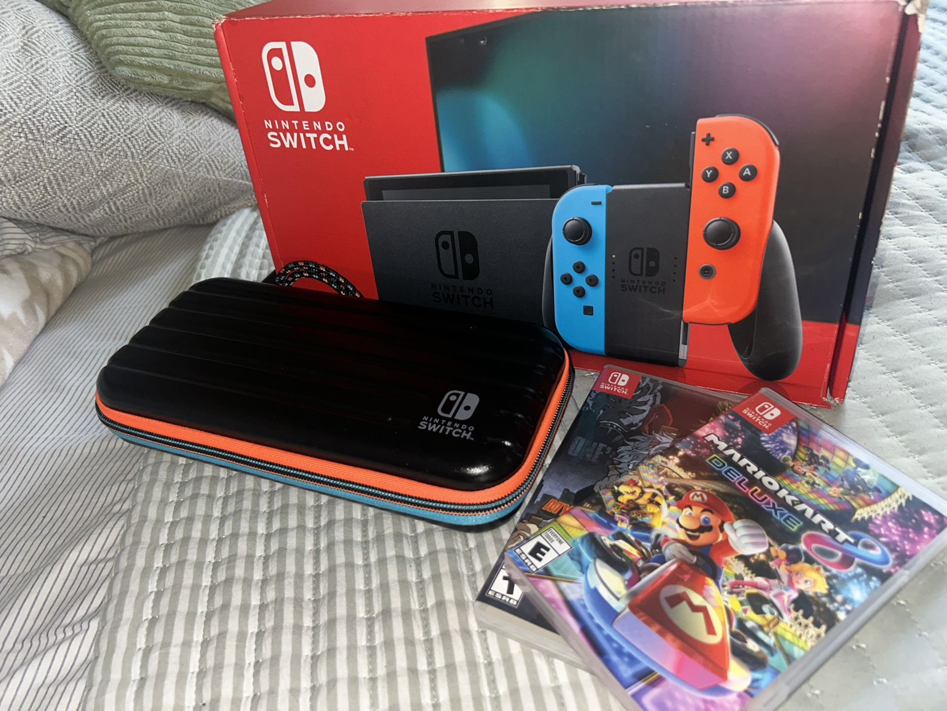 Nintendo Switch 