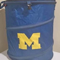University of Michigan Pop-Up Laundry Hamper