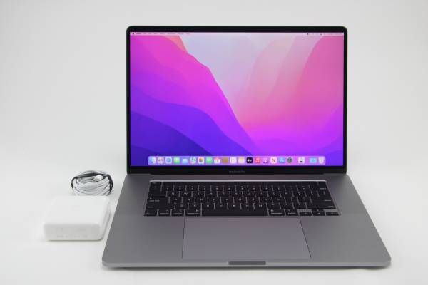 15" MACBOOK PRO TOUCHBAR