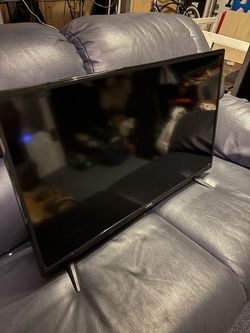 Vizio 32” Smart TV – Works – $40