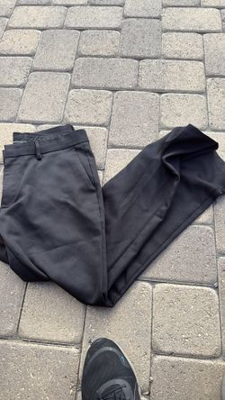 Dressing pants (Slacks)
