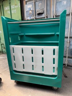 Large Mobile Poly Shelving Maxi Movers M8592 four shelves