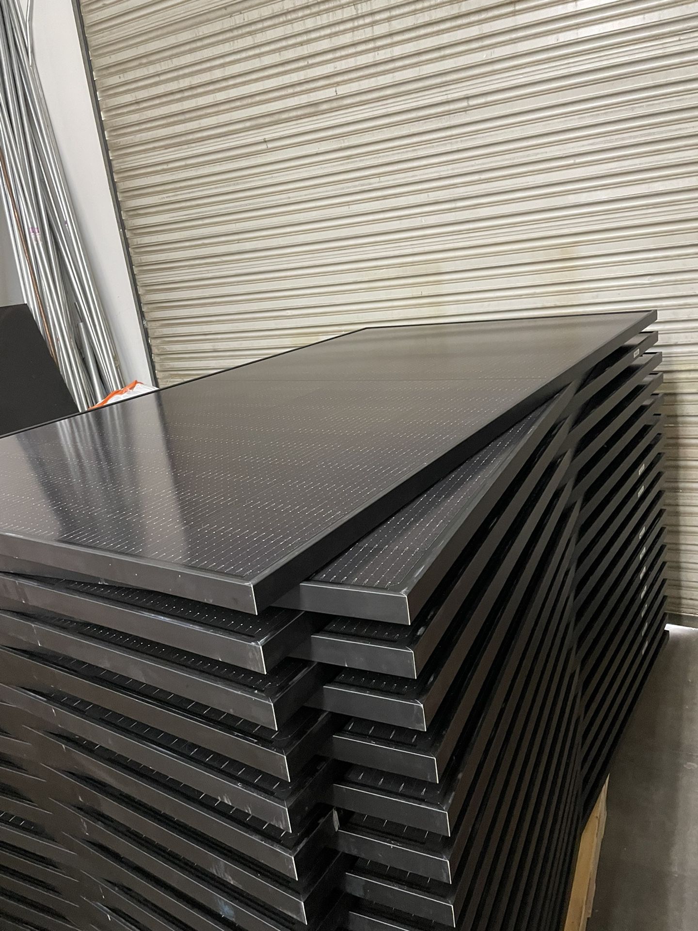 Solar Panels Qcell400