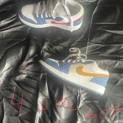 Nike Shoes 