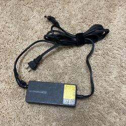 Genuine Insignia Power Supply AC/DC Power Adapter 19V 4.74A 90W NS-PWLC591