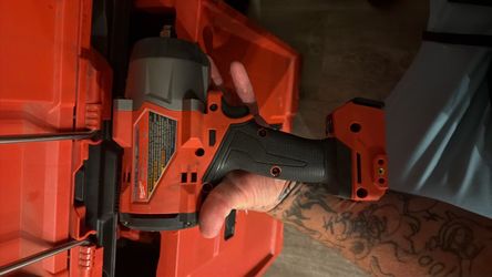 Milwaukee Cordless Impact Wrench