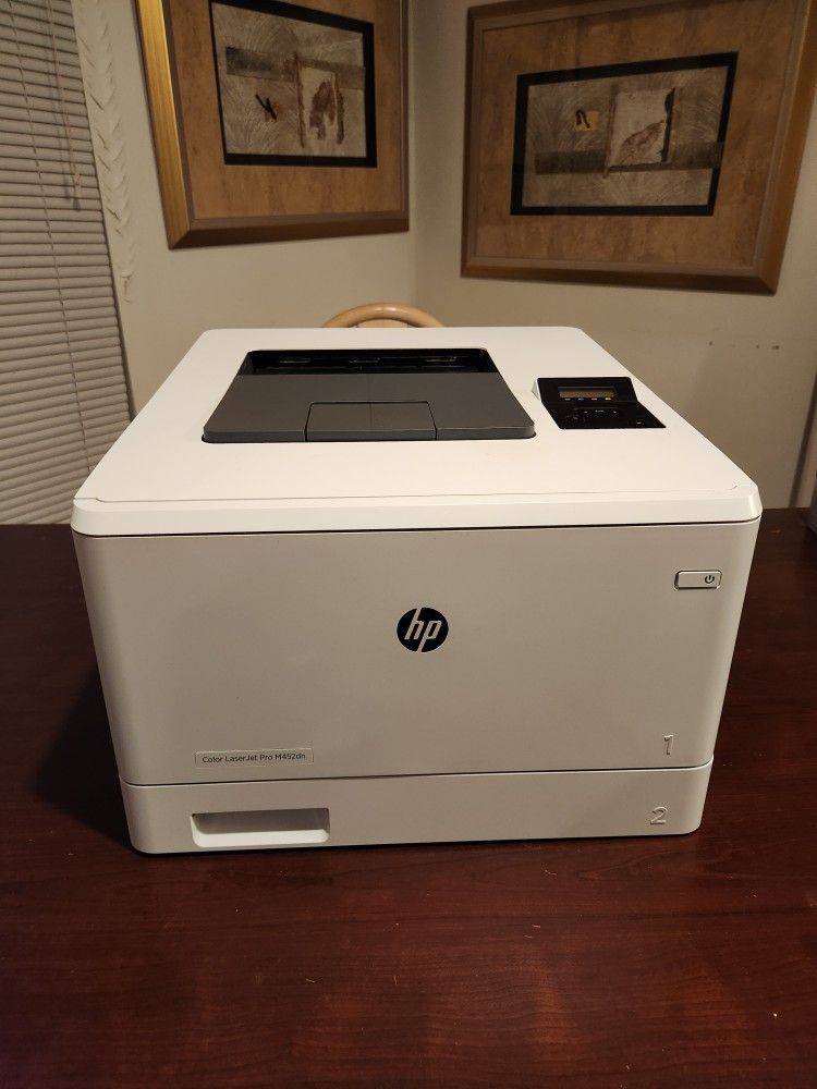 HP Color LaserJet M452dn Printer with Toner