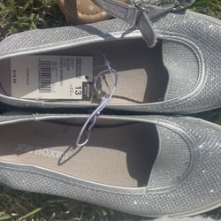 Girl Shoe Size 13 $7