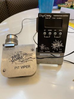 BBQ Guru DigiQ DX2 Weber smoker controller and fan
