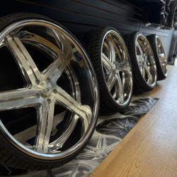 Billet Blvd 43 24” Staggered 5x120.65 / 5x4.75 G Body Fitment And More 