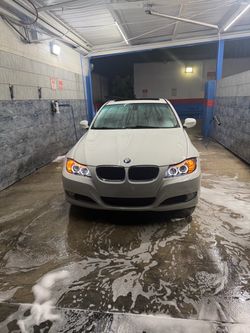 BMW 328i