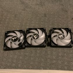 Thermaltake Fans For Pc (3 Pack) 
