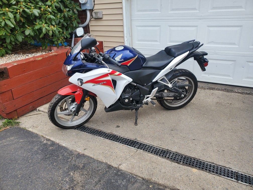 2012 Honda CBR250