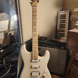 Charvel Pro-Mod San Dimas Style 1 HSS HT M Electric Guitar - Platinum Pearl